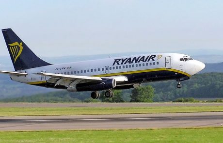 Ryanair zaradi odpovedanih letov pod plazom kritik