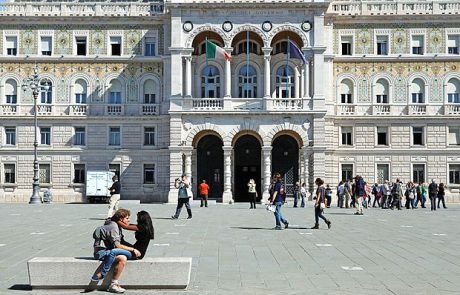 Napadalec iz podzemne železnice je na Otok potoval prek Trsta