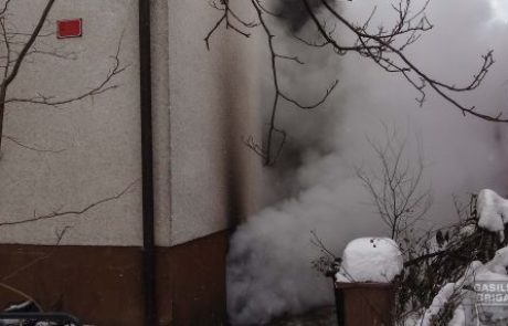 Ogenj v stanovanjski hiši popolnoma uničil kurilnico