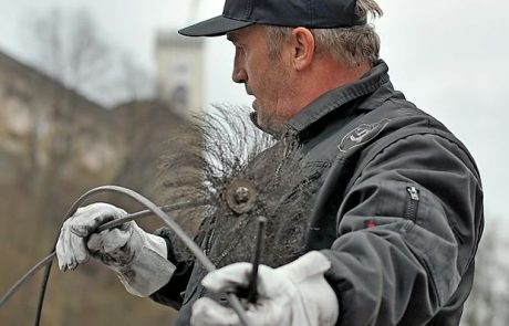 Dimnikarji so kurilno sezono začeli slabe volje