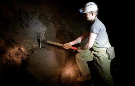 Nesreča v Velenju: Rudarja naj bi zasul plaz premoga