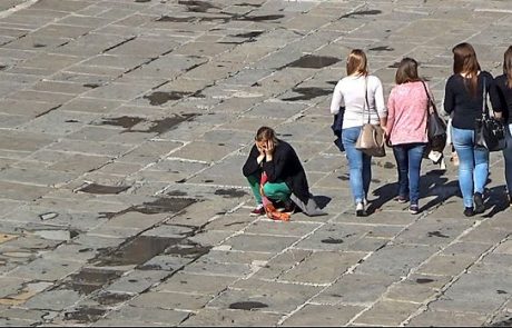 Komu je mar stiska sočloveka?