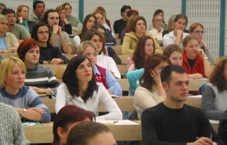 Kako se študentom beleži pokojninska doba