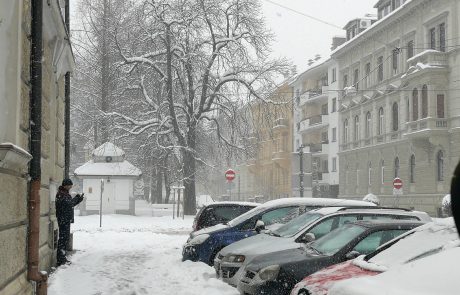 Prihajajoči vikend mestni redarji poostreno nad parkirana vozila