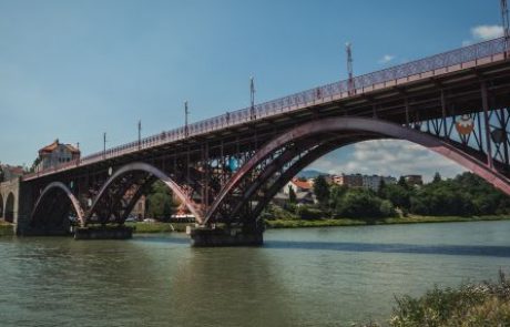 Krompirjevih počitnic ne bomo preživeli doma