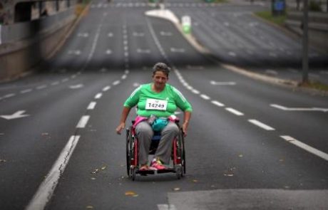 Zmagovalka ljubljanskega maratona: Mariborčanka v invalidskem vozičku