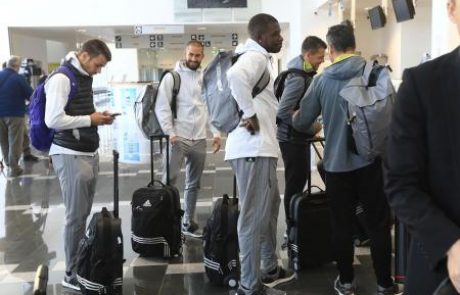Na poti v Liverpool mariborski nogometaši obtičali na letališču