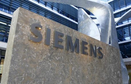 Siemens napovedal zamrznitev dobave v Rusijo