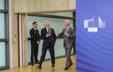 Pogajanja o brexitu prešla na vsebinski del