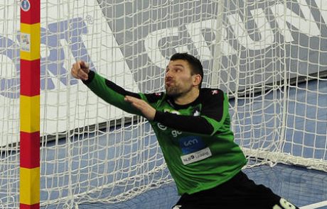 Prošt in Bezjak naskakujeta pokal EHF