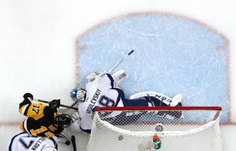 NHL: v finalu Morski psi proti Pingvinom (VIDEO)