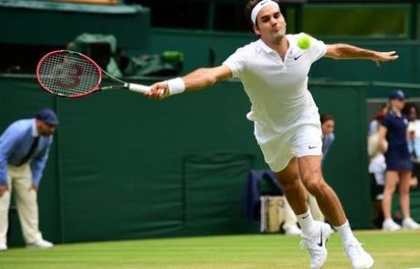 Roger Federer po 14 letih izpadel iz Top 10