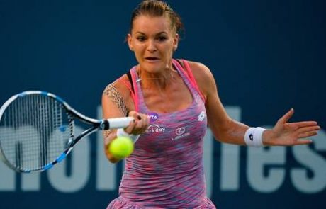 Radwanska in Svitolina ostali v igri za naslov v New Havnu