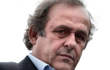 Platini utegne dobiti denarno odškodnino