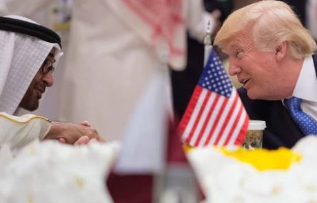 Trump v Saudski Arabiji govoril z več voditelji muslimanskih držav