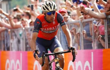 Giro: Nibali in Quintana neusmiljeno izkoristila klic narave Dumoulina