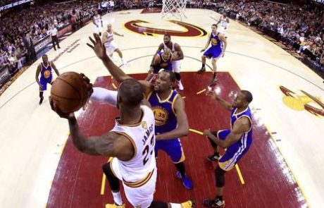 NBA: Cleveland se je snel z verige (VIDEO)