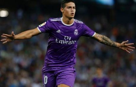 Uradno: James v Bayern