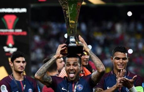 Dani Alves ob prvencu popeljal PSG do prve lovorike v sezoni (VIDEO)