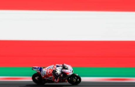 Redding se seli k Aprilii