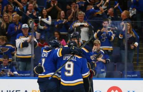 NHL: St. Louis z zmago ob bok Kopitarjevim Kraljem (VIDEO)