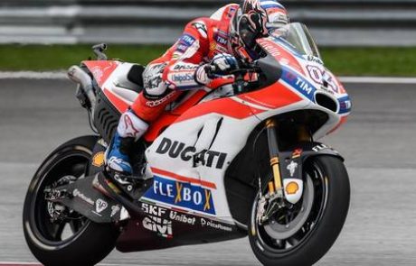 Dovizioso z zmago v Sepangu prestavil odločitev o prvaku