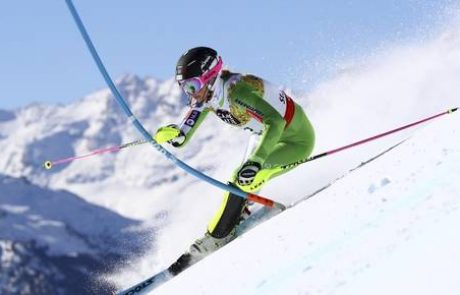 Smučarsko SP, slalom (V ŽIVO): Bucikova po prvi progi le dve desetinki za 4. mestom*