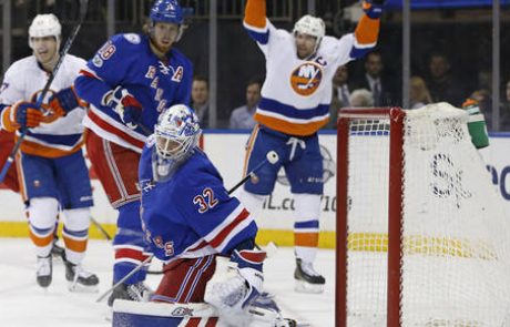 NHL: Islanders dobili mestni derbi v New Yorku (VIDEO)