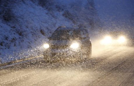 Sneg ovira promet na Hrvaškem ter v Bosni in Hercegovini