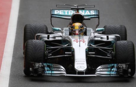 Spet Mercedes, a tokrat Hamilton