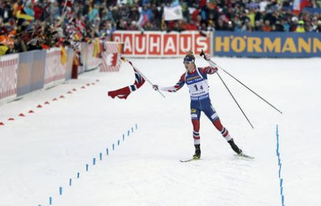 Ruhpolding: Slovenska štafeta z dobrim streljanjem do 10. mesta