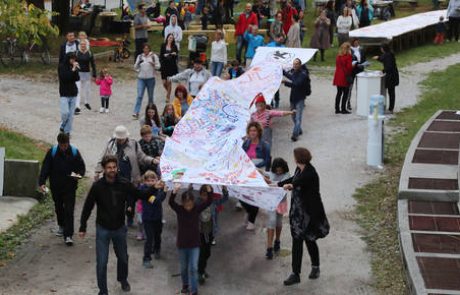 Najmlajši umetniki oblekli Baragovo semenišče