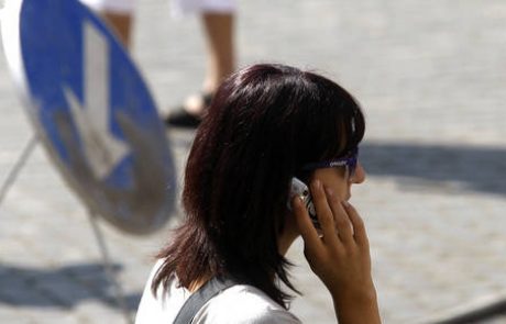 Kmalu brez dodatnih stroškov za telefon v tujini