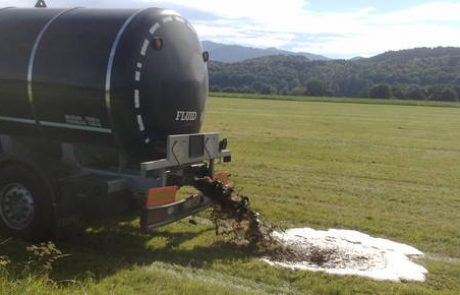 Lahovški potok ogroža gnojenje travnikov