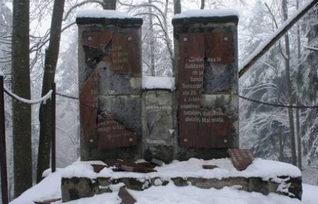 Spomenik v Jelenovem žlebu razbili že drugič