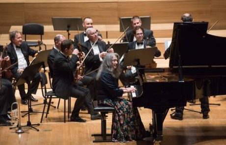 Ocenjujemo: Martha Argerich in Komorni orkester Franza Liszta