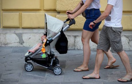 Razpis za samske, pare in mlade družine