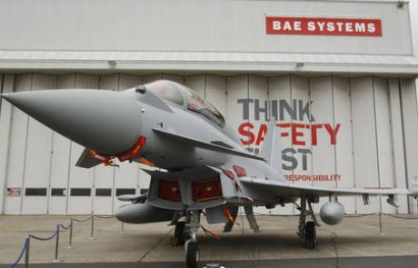 BAE Systems z manj naročili in več težavami