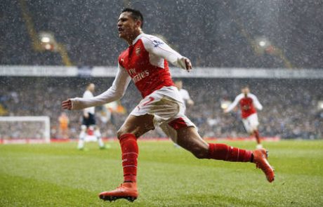 Sanchez zaenkrat najbližje Manchester Unitedu