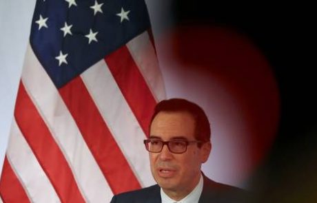 Steven Mnuchin nima lahke naloge, ko Trumpu sestavlja proračun