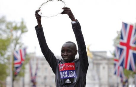 Tudi londonski maraton v znamenju Kenijcev, zmagala Mary Keitany in Daniel Wanjiru