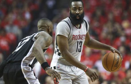 Je za ropom in pretepom stal James Harden?