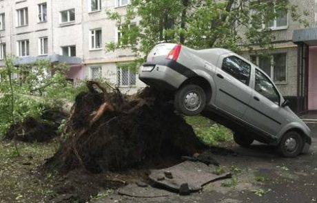 Neurje v Moskvi zahtevalo najmanj 11 življenj