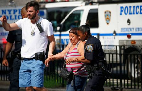 Strelec napadel newyorško bolnišnico v Bronxu