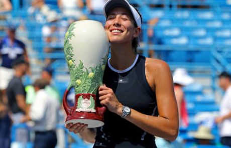 Muguruza igralka leta po izboru WTA