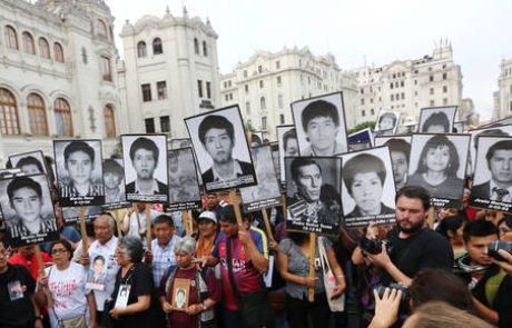 Perujski protestniki zahtevajo odstop predsednika Kuczynskega