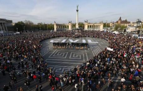 V labirintih sveta: Putinizacija Evrope