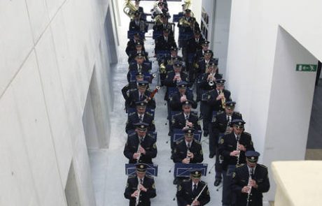 Komu in zakaj je policija trn v peti? Interesi ozadja ali le nepoznavanje sistema?