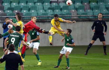 Vodilna Olimpija in drugi Maribor v svoji ligi