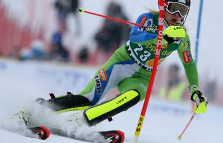 Shiffrinova lovi slalomski trojček, a ima veliko izzivalk